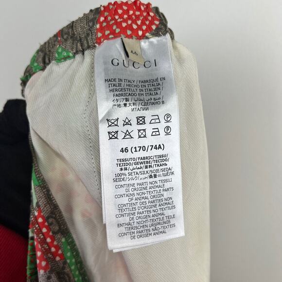 NWT Gucci Silk Apple Shorts Size 46 - Picture 11 of 16